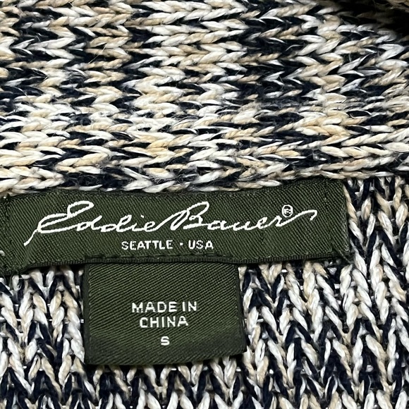 EUC EDDY BAUER Heavy Knit Cardigan with Exceptional Front Detailing - Picture 8 of 11